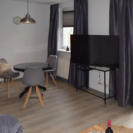Md-5 Stadtfeld Beimsstrasse 81 - Domblick - Parkplatz - Balkon - 2einzelbetten - Schlafsofa Daire