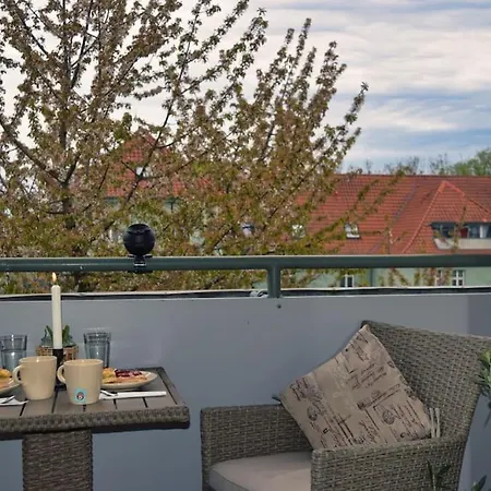Apartament Md-5 Stadtfeld Beimsstrasse 81 - Domblick - Parkplatz - Balkon - 2einzelbetten - Schlafsofa Magdeburg