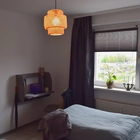 Magdeburg Stay Ms14 - Beimsstrasse 81 - Domblick - Parkplatz - Balkon - 2Einzelbetten - 1 Schlafsofa - 3 Personen