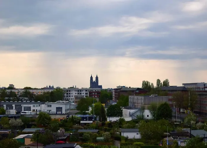 Md-5 Stadtfeld Beimsstrasse 81 - Domblick - Parkplatz - Balkon - 2einzelbetten - Schlafsofa アパート *