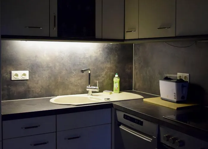 Md-5 Stadtfeld Beimsstrasse 81 - Domblick - Parkplatz - Balkon - 2einzelbetten - Schlafsofa アパート *